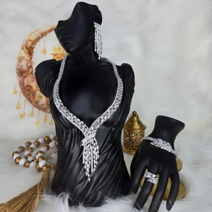 Layalina Velvet Set